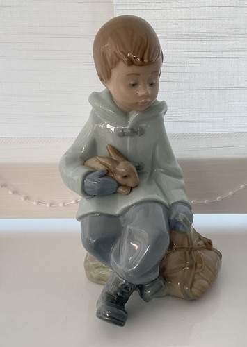 Nao lladro figurine boy - nao,