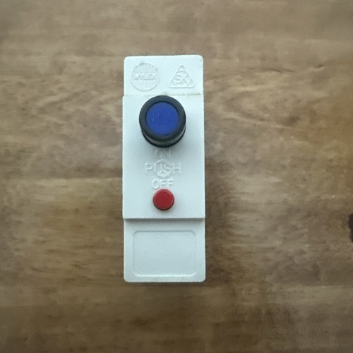Wylex amp plug push - wylex, m1
