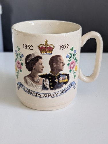 Official 1977 queen elizabeth - official,