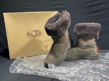 UGG Australia Boots Womens 6