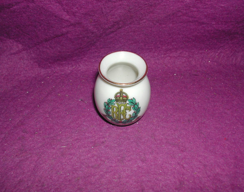 Goss crested china reading - goss,