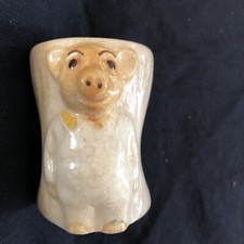 Pinky and Perky Enterprises egg cup Keele Street Pottery. Reg No. 886102