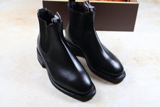 R.M. Williams Comfort