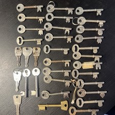 33 X Union Old Keys Job Lot