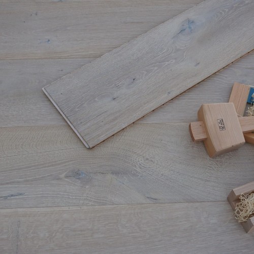 Limed grey oak - limed,