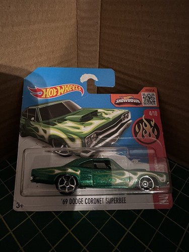 Hot wheels dodge coronet - hot,