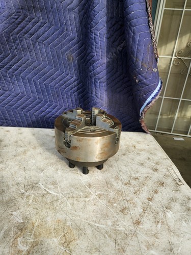 Jaw chuck w back plate - 6”,