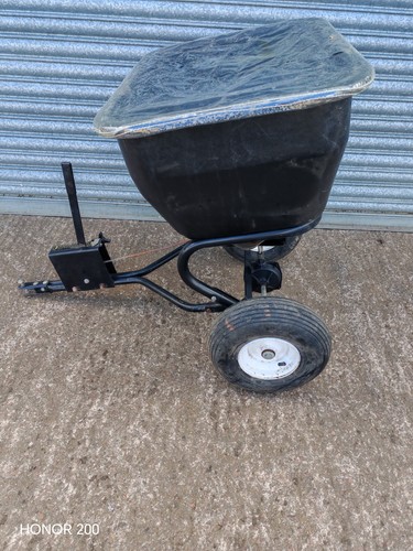 Ransomes trailed broadcaster - ransomes,