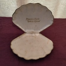 VINTAGE POMPADOUR PEARL