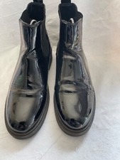 CLARKS WOMEN BLACK PATENT LEATHER SLIP ON CHELSEA ANKLE BOOT SIZE UK 5.5 D EU 39
