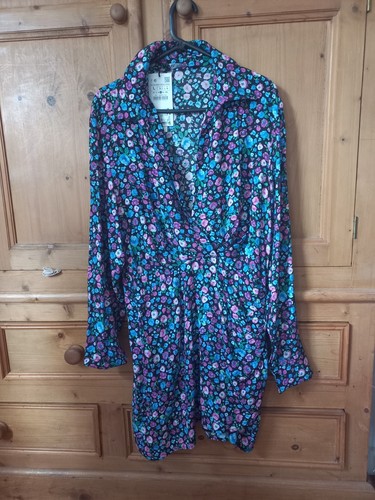Floral mini dress can - be, worn