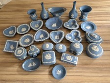 Large wedgwood blue jasperware - wedgwood,
