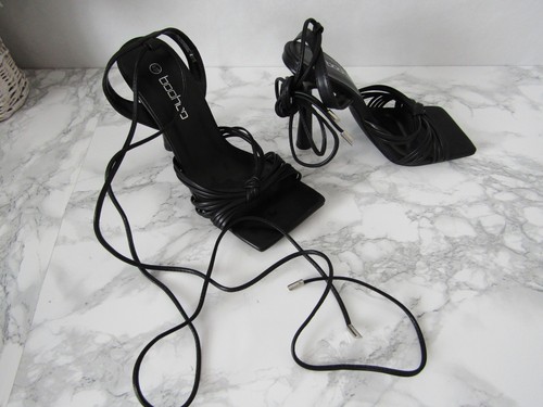 Boohoo heels ladies size - , 4