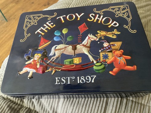 Grandma wild the toy shop - grandma,