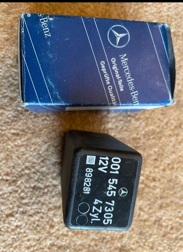 Mercedes fuel relay 001 - fuel,