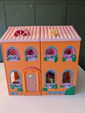 Unique dolls house small world