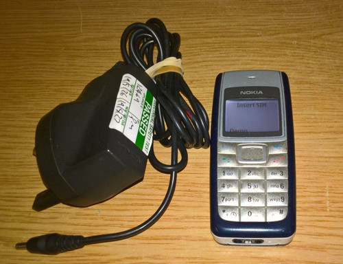 Nokia 1112 basic mobile - 2g,