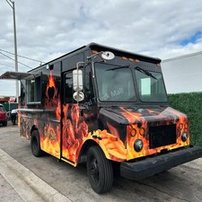 Fully Equipped Black Food Truck – Bold Design for Hot Meals & Events