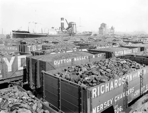 Old train photo wagons - photo,