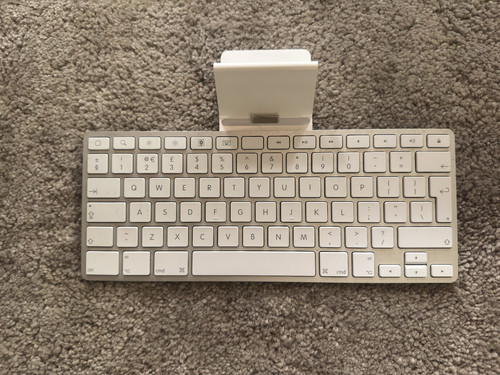 Vintage apple ipad keyboard - ipad,