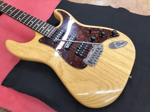 Electric guitar legacy - g&l,