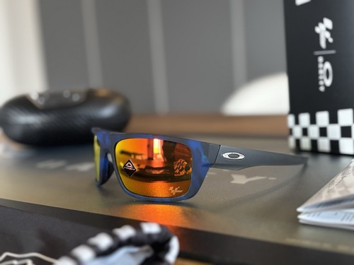 Oakley drop point motogp - point,