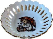 Hummel Umbrella Girl Trinket