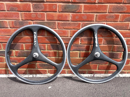 Rare spin tri spoke carbon - rare,