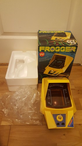 Konami frogger lcd 1980 - lcd, 1980's