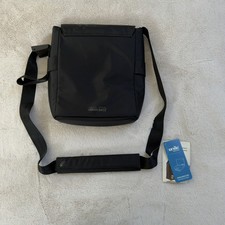 Smart black designer messenger