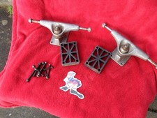 VINTAGE 1980 SKATEBOARD TRUCKS