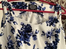 Hearts And Roses Swing Dress Blue And White Floral Size 14