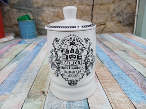 Fortnum and mason - fortnum,