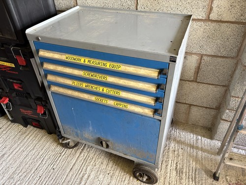Bott compact tool cabinet - compact,