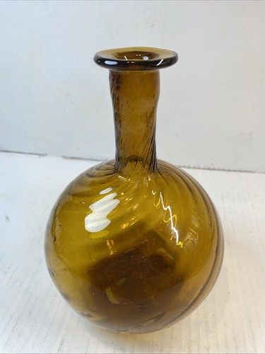 Antique amber swirl onion - amber,
