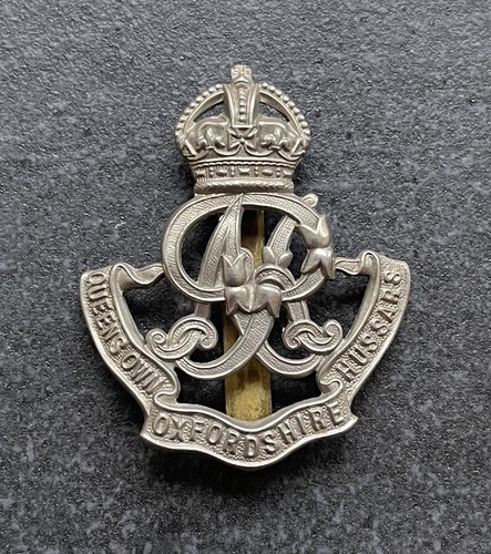 Genuine queen own - queen’s,