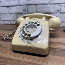 1970's Retro Vintage Style