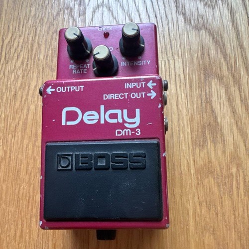 Boss delay pedal re - dm-3,