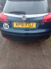 PRE-FACELIFT  INSIGNIA ESTATE