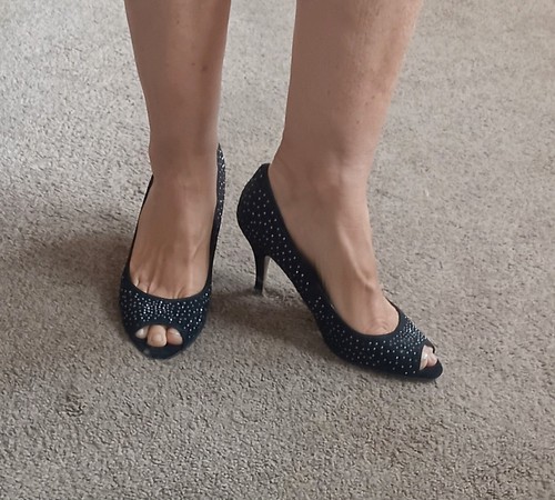 Size jones black - peep, toe