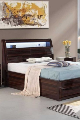 Dark walnut color - color, gloss