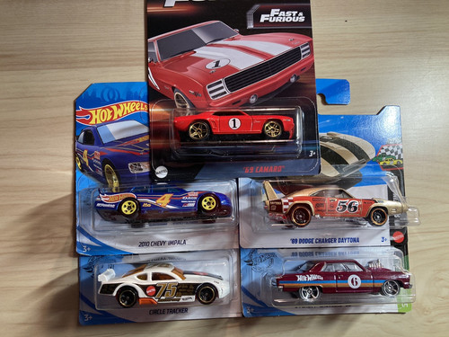 Hot wheels bundle nascar - hot,