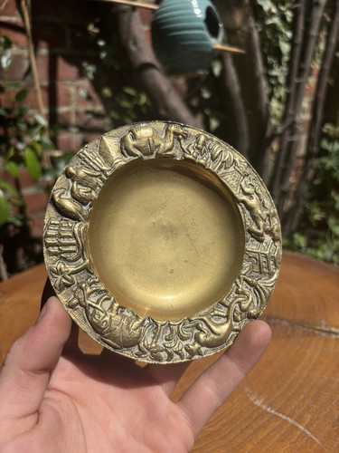 Vintage brass trinket dish - brass,