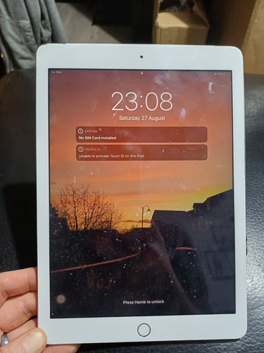 Apple ipad a1822 5th gen - apple,