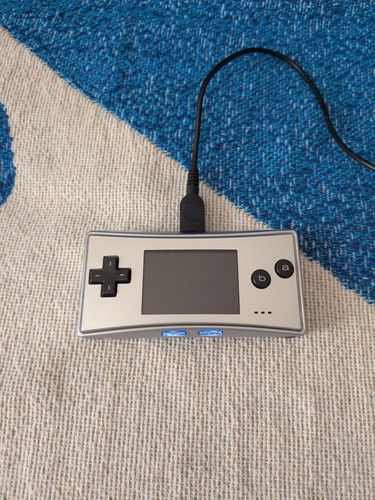Nintendo game boy - nintendo, micro