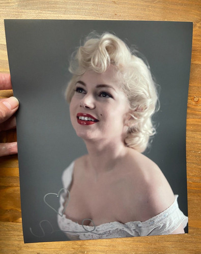 Michelle williams hand - williams, *