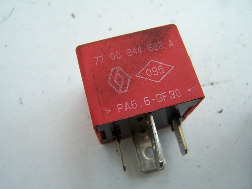 Scenic rx4 relay 7700844682a - relay,