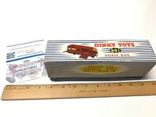 DINKY SUPERTOYS 981 HORSE BOX