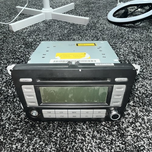 Volkswagen golf stereo - volkswagen, radio
