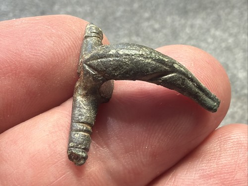 Roman bronze childs - bronze, fibula